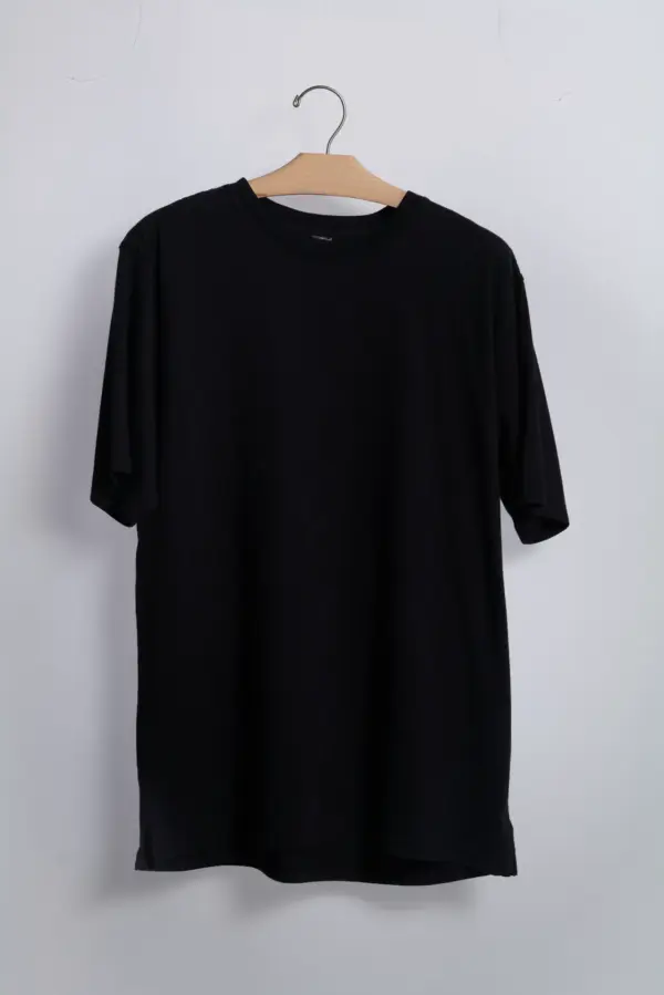 R101 black front.webp