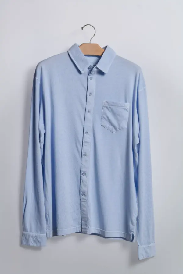 R1900 chambray front.webp